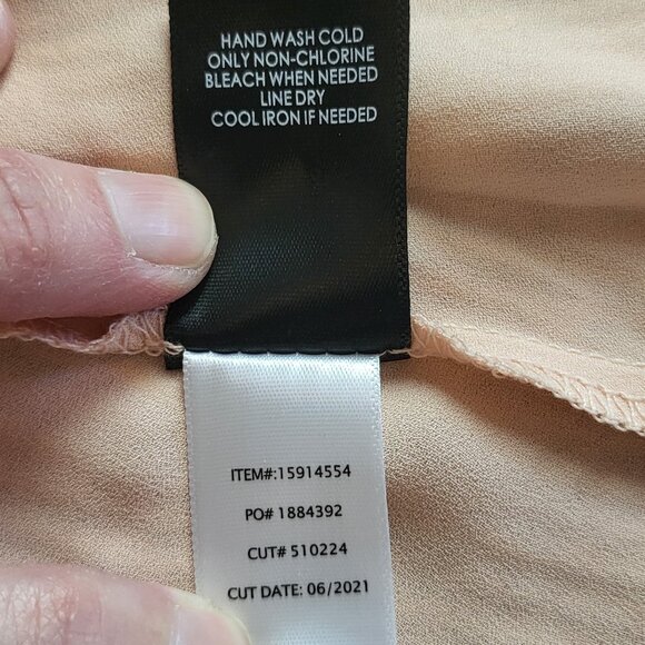 NWOT Torrid Sophie rose gold sequin spaghetti strap flowy tank top size 1 or 1X - Picture 9 of 11